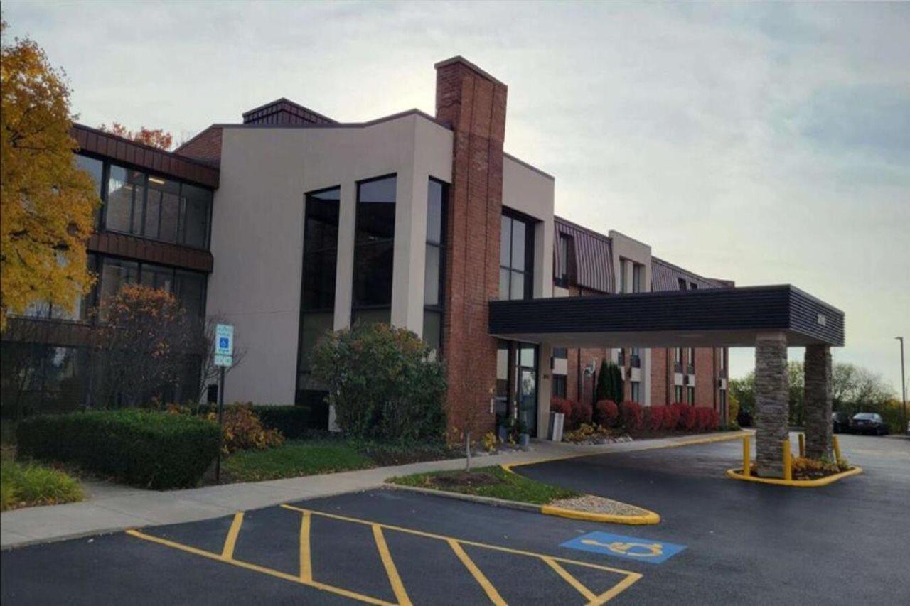 Best Western Chicago - Downers Grove Exterior photo