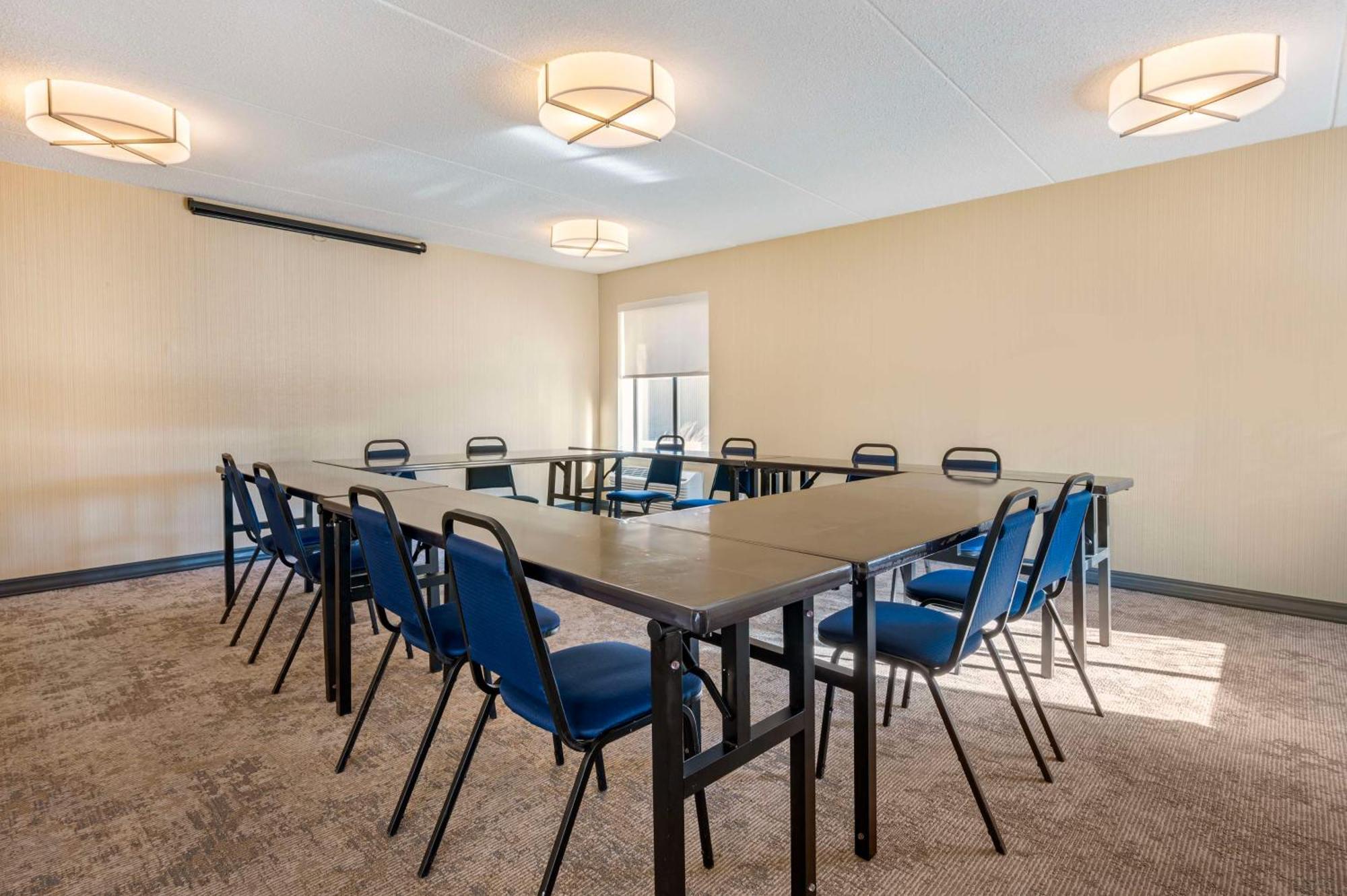 Best Western Chicago - Downers Grove Exterior photo