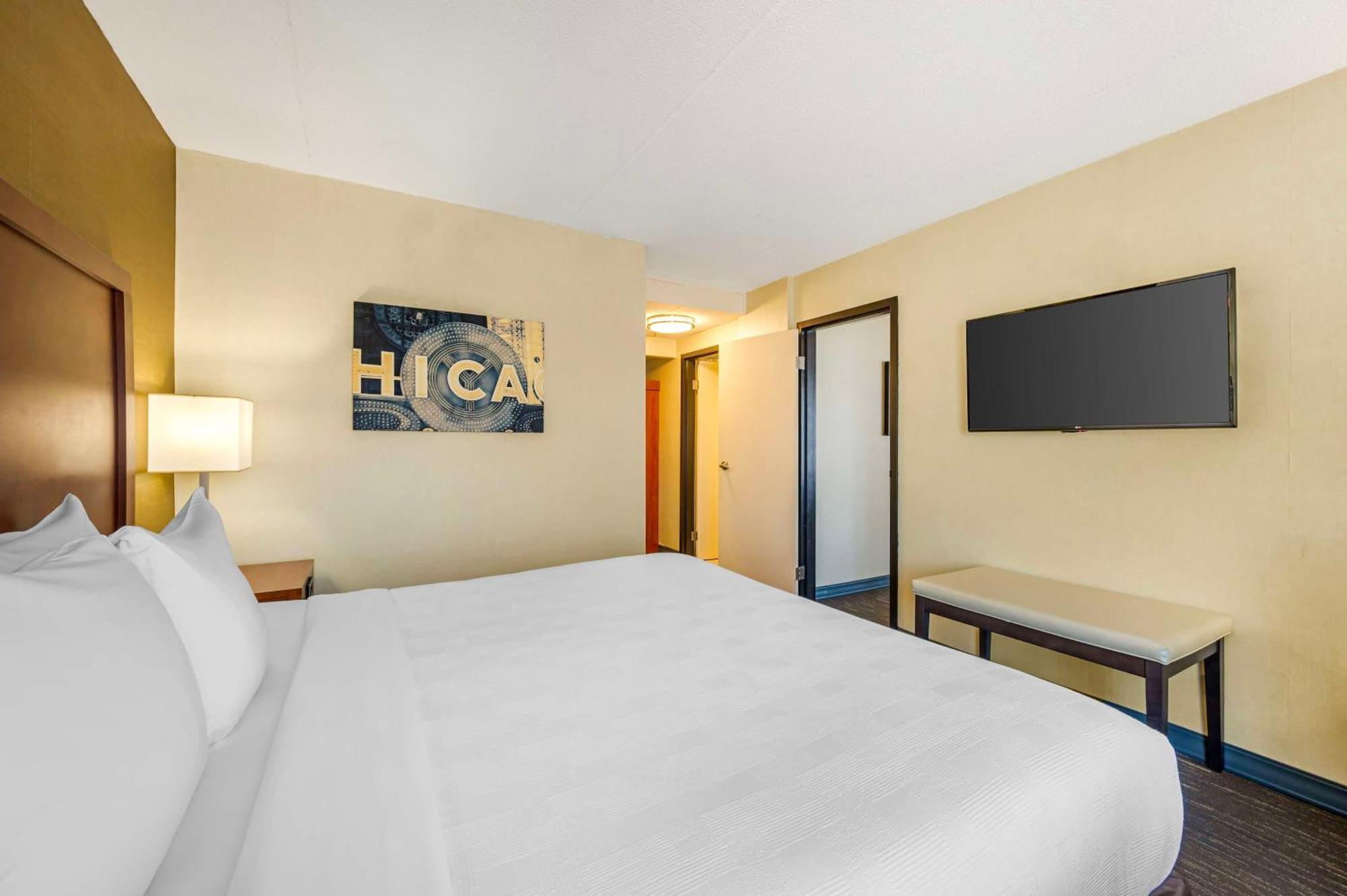 Best Western Chicago - Downers Grove Exterior photo
