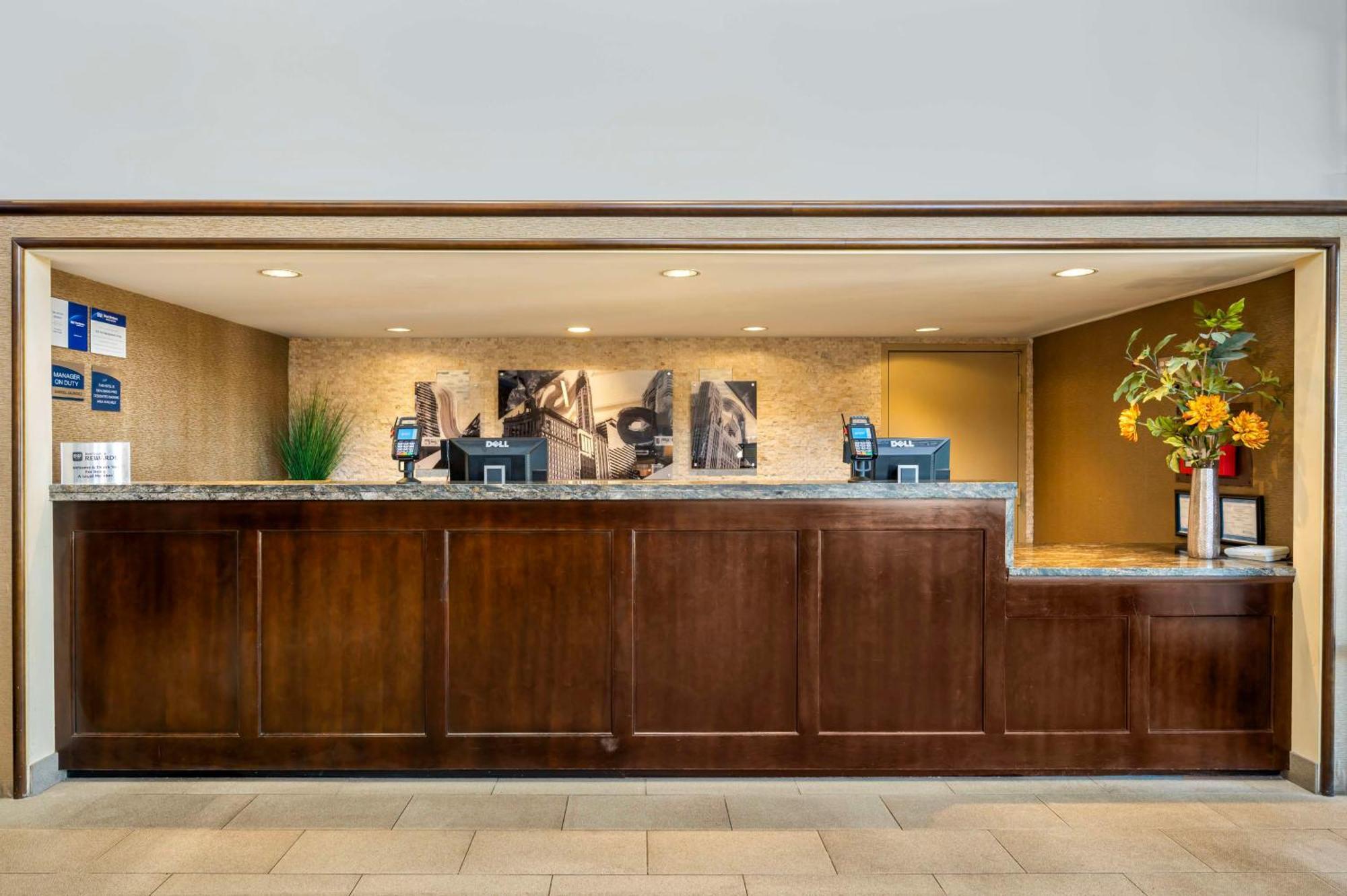 Best Western Chicago - Downers Grove Exterior photo