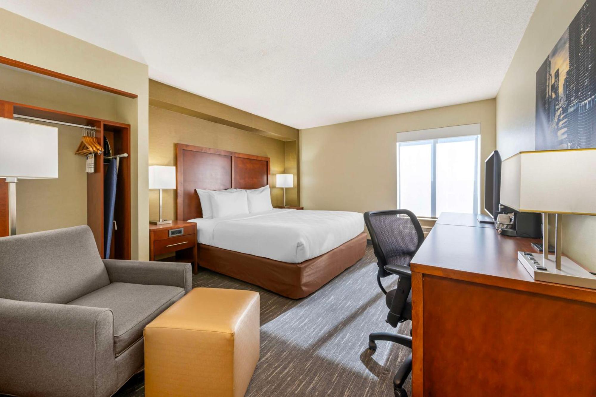 Best Western Chicago - Downers Grove Exterior photo