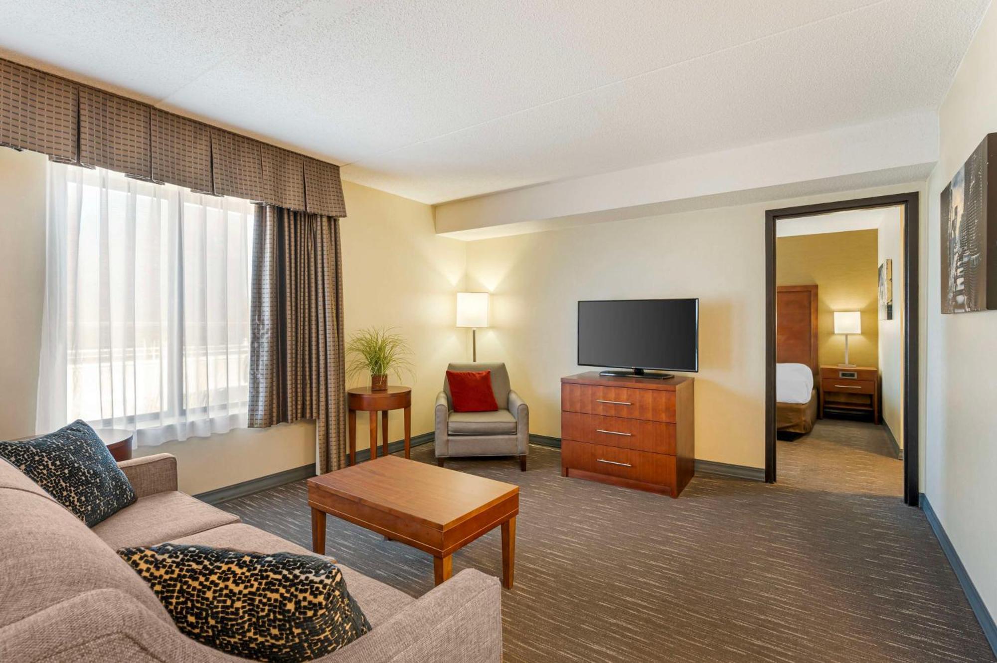 Best Western Chicago - Downers Grove Exterior photo